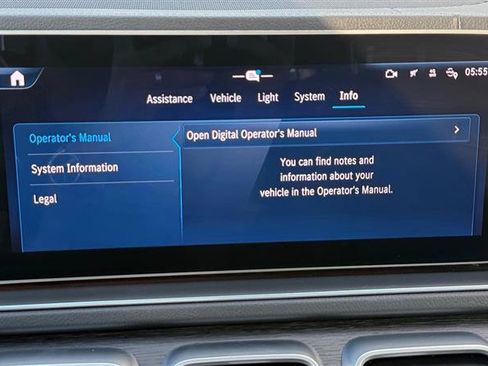 Used 2024 Mercedes-Benz GLE 450e 4MATIC w/ Driver Assistance Package image 37