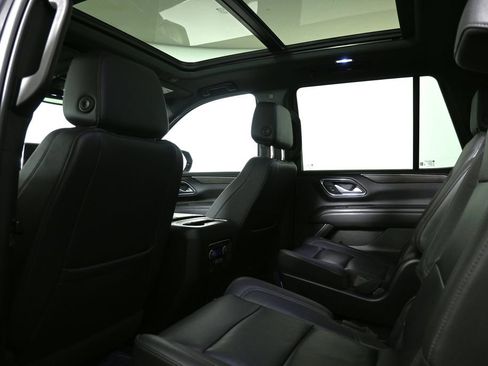 Used 2022 Chevrolet Tahoe LT w/ LT Signature Plus Package image 31