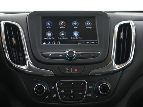 Used 2024 Chevrolet Equinox LT AWD/4WD image 15