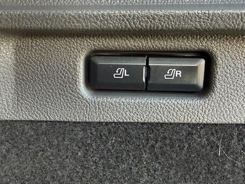 Used 2022 Lincoln Corsair FWD w/ Equipment Group 101A image 24