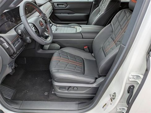 New 2025 Nissan Armada PRO-4X w/ Pro-4X Premium Package image 10