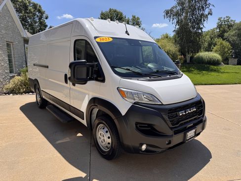 Used 2023 RAM ProMaster 3500 w/ Convenience Group FWD image 11