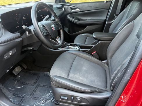 Used 2024 Buick Encore GX Preferred w/ Comfort Package FWD image 10