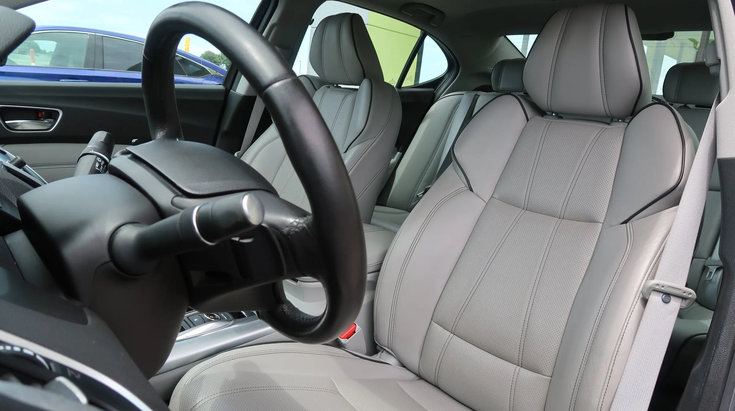 Used 2018 Acura TLX w/ Technology Package FWD image 18