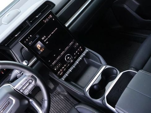 Used 2026 GMC Terrain Denali AWD/4WD image 21