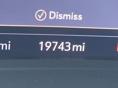 Used 2023 Buick Envision Essence image 7