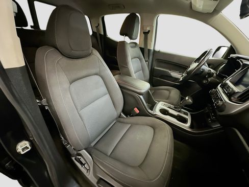 Used 2018 Chevrolet Colorado LT w/ LT Convenience Package image 32