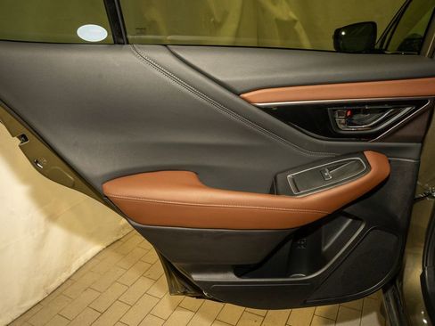 Used 2023 Subaru Outback Touring image 11