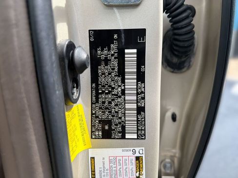 Used 2012 Lexus GX 460 w/ Comfort Plus Pkg image 31