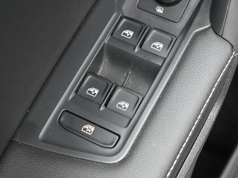 Used 2024 Volkswagen Tiguan S AWD/4WD image 12