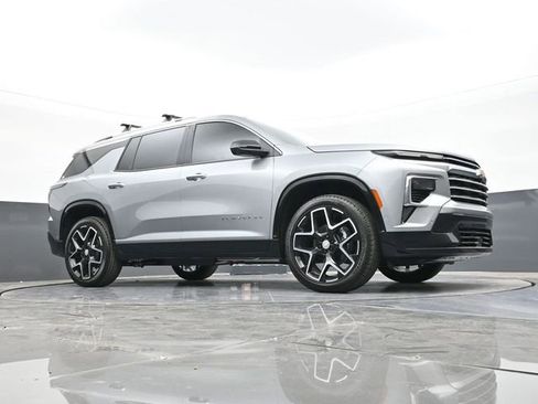 New 2025 Chevrolet Traverse High Country FWD image 51