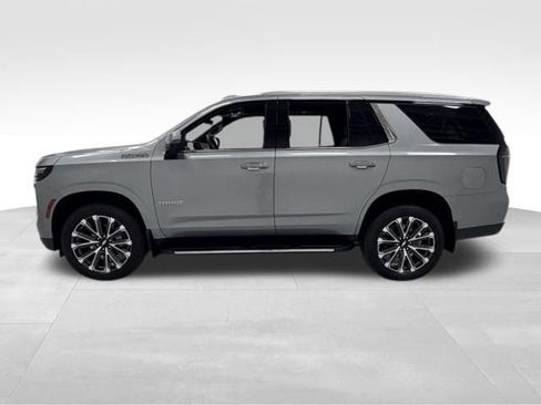 Certified 2025 Chevrolet Tahoe High Country w/ Sun And Tow Package AWD/4WD image 3