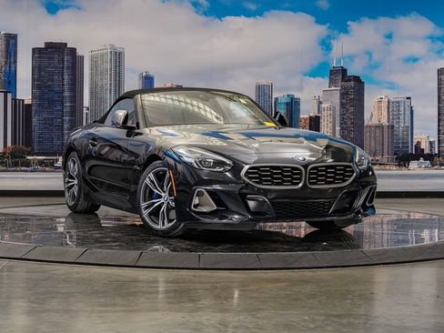 Certified 2025 BMW Z4 M40i RWD image 2