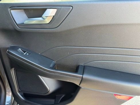 New 2026 Ford Escape ST-Line w/ Tech Pack #1 image 19