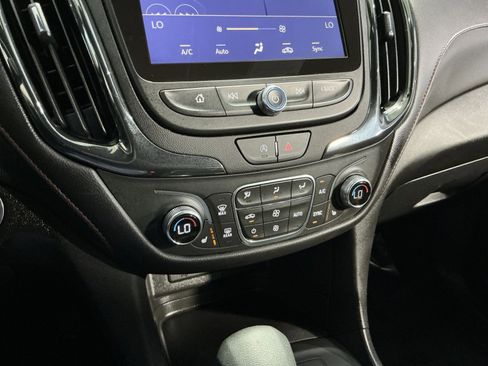 Used 2024 Chevrolet Equinox RS w/ RS Leather Package AWD/4WD image 22