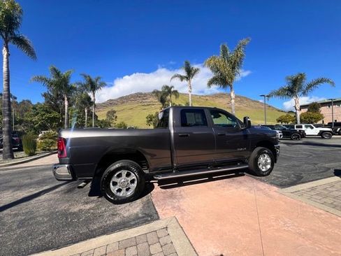 Used 2025 RAM 2500 Big Horn AWD/4WD image 9