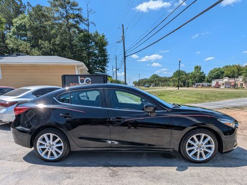 Used 2017 MAZDA MAZDA3 Touring FWD image 4