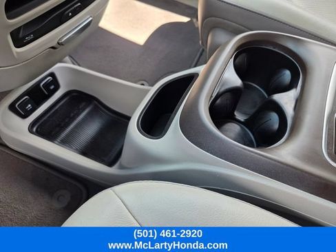 Used 2019 Chrysler Pacifica Touring-L Plus w/ Advanced Safetytec Group FWD image 28
