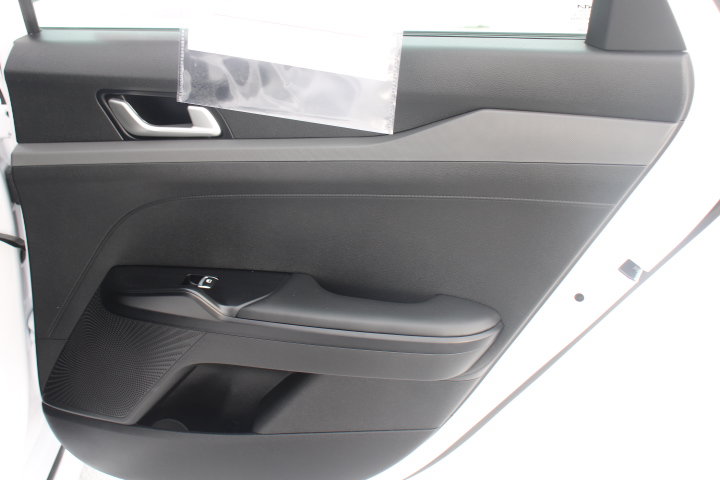 Used 2022 Kia K5 GT-Line FWD image 16