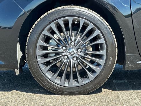 Used 2018 Toyota Avalon Touring w/ Carpet Mat Package image 31