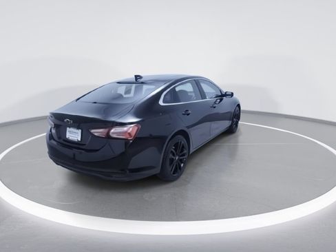 Used 2023 Chevrolet Malibu LT w/ Midnight Edition image 8