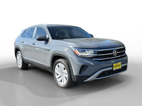 Used 2022 Volkswagen Atlas Cross Sport SE image 7