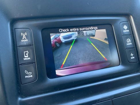 Used 2016 Chrysler 200 Limited FWD image 16