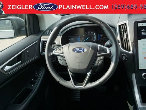 Used 2023 Ford Edge SEL AWD/4WD image 13