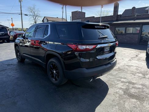 Used 2021 Chevrolet Traverse LS FWD image 11