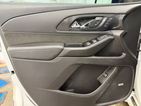 Used 2020 Chevrolet Traverse High Country w/ LPO, Floor Liner Package image 19