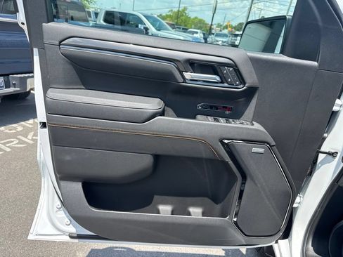New 2026 GMC Sierra 1500 AT4 w/ AT4 Premium Package AWD/4WD image 11
