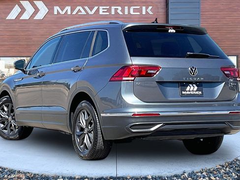 Used 2022 Volkswagen Tiguan SE AWD/4WD image 4