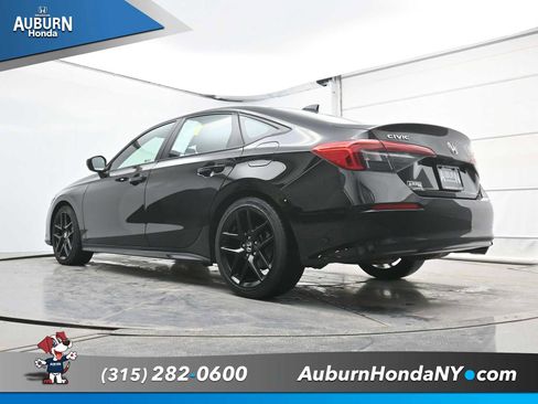 Used 2023 Honda Civic Sport image 20