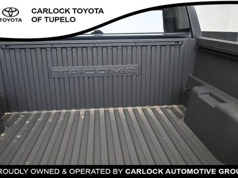 Used 2025 Toyota Tacoma TRD Sport AWD/4WD image 31