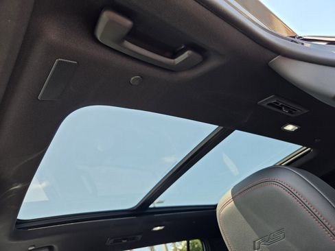 New 2026 Chevrolet Traverse RS w/ LPO, Floor Liner Package AWD/4WD image 12