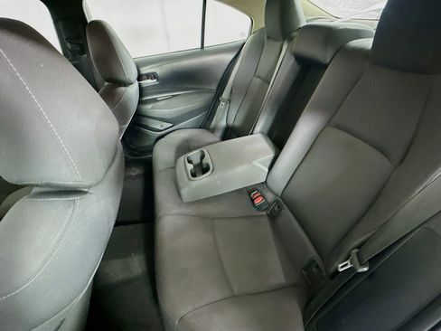 Used 2021 Toyota Corolla LE w/ Carpet Mat Package (TMS) FWD image 24