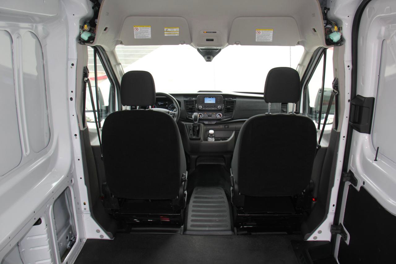 Used 2024 Ford Transit 250 148 Medium Roof RWD image 10
