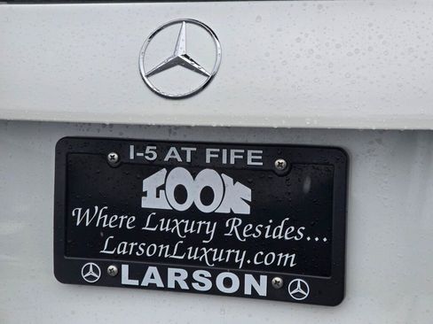 Used 2025 Mercedes-Benz GLB 250 4MATIC image 32