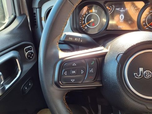 Used 2024 Jeep Wrangler Unlimited Sport AWD/4WD image 13
