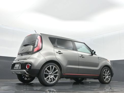 Used 2019 Kia Soul ! FWD image 23