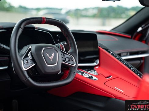 Used 2023 Chevrolet Corvette Stingray Preferred Cpe w/ Z51 Performance Package RWD image 11