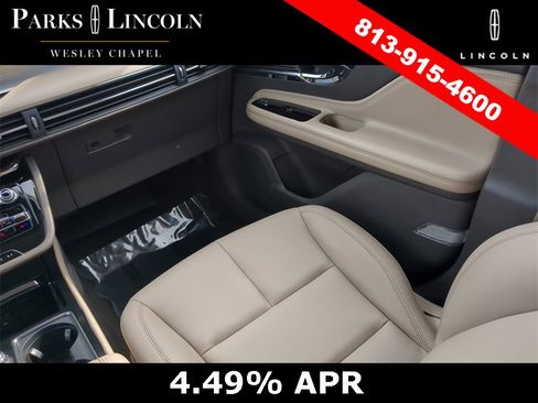Certified 2022 Lincoln Corsair FWD image 14