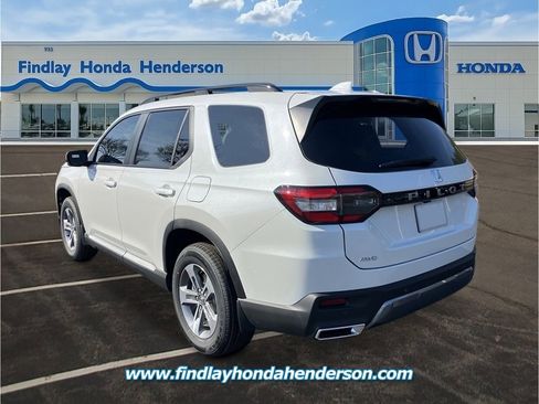 New 2026 Honda Pilot EX-L image 3