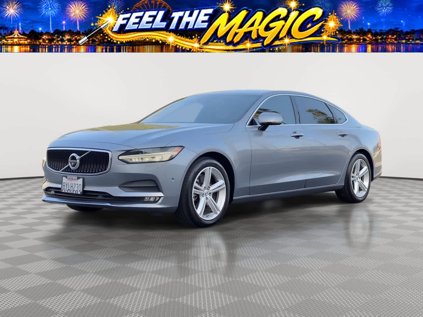 Used 2018 Volvo S90 T5 Momentum w/ Convenience Package FWD image 1