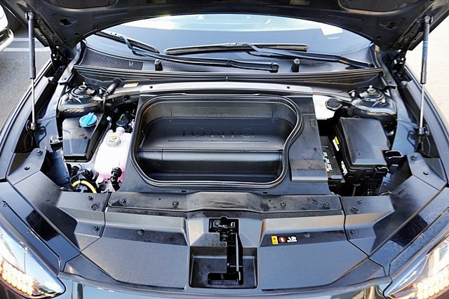 Used 2023 Hyundai Ioniq 6 Limited RWD image 16