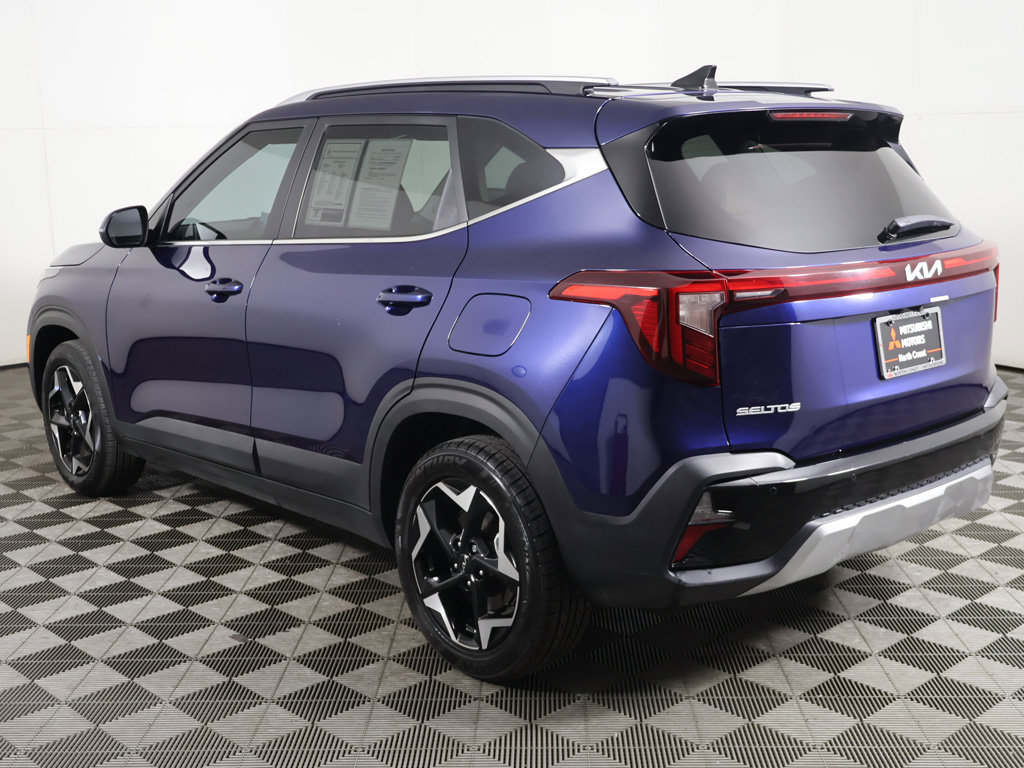Used 2025 Kia Seltos EX w/ EX Sunroof Package AWD/4WD image 10