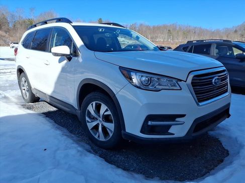 Used 2021 Subaru Ascent Premium w/ Convenience Package image 5