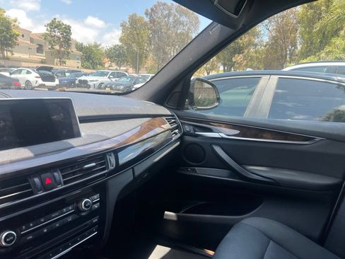 Used 2018 BMW X5 sDrive35i RWD image 12