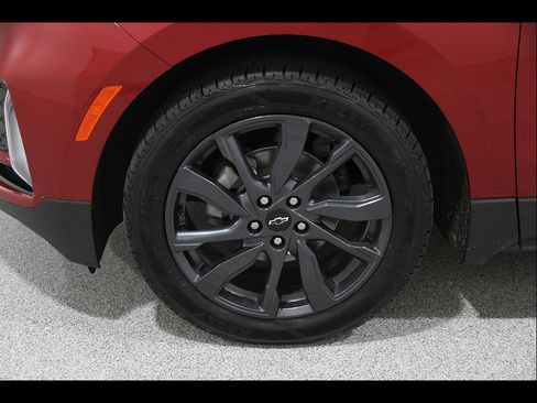 Certified 2022 Chevrolet Equinox RS w/ Infotainment Package FWD image 22