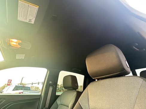 Used 2026 Chevrolet Colorado W/T w/ WT Convenience Package II image 11